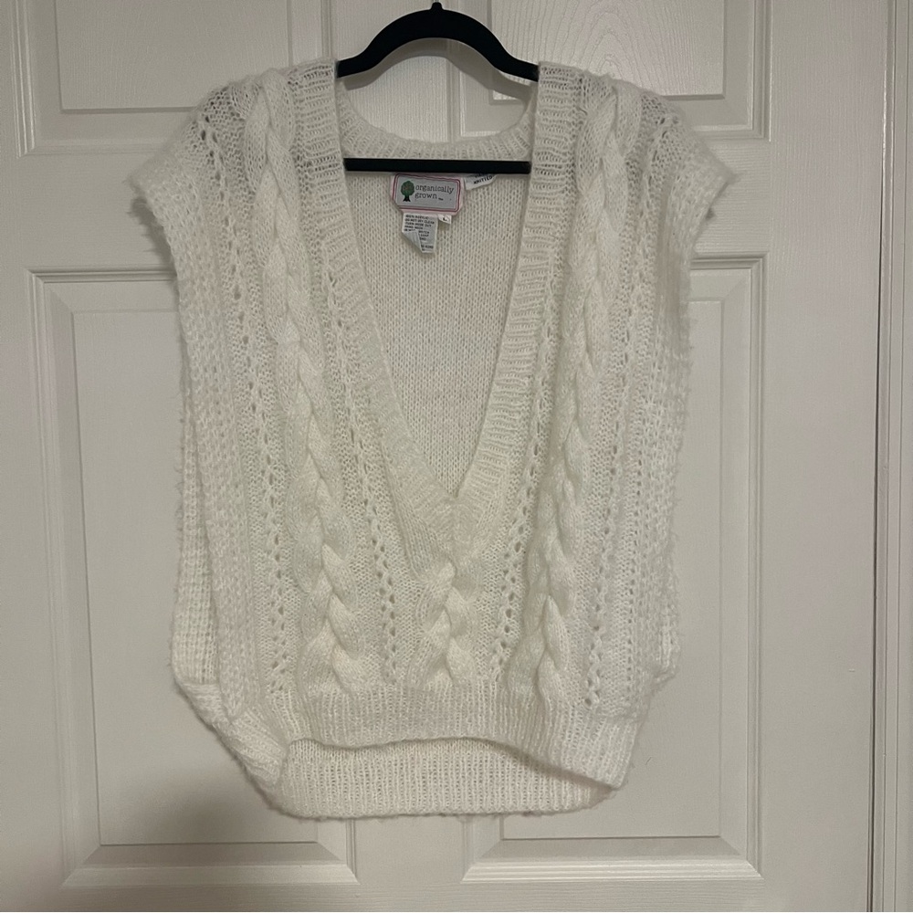 Organically Grown White Cable Knit Sweater Vest Size L